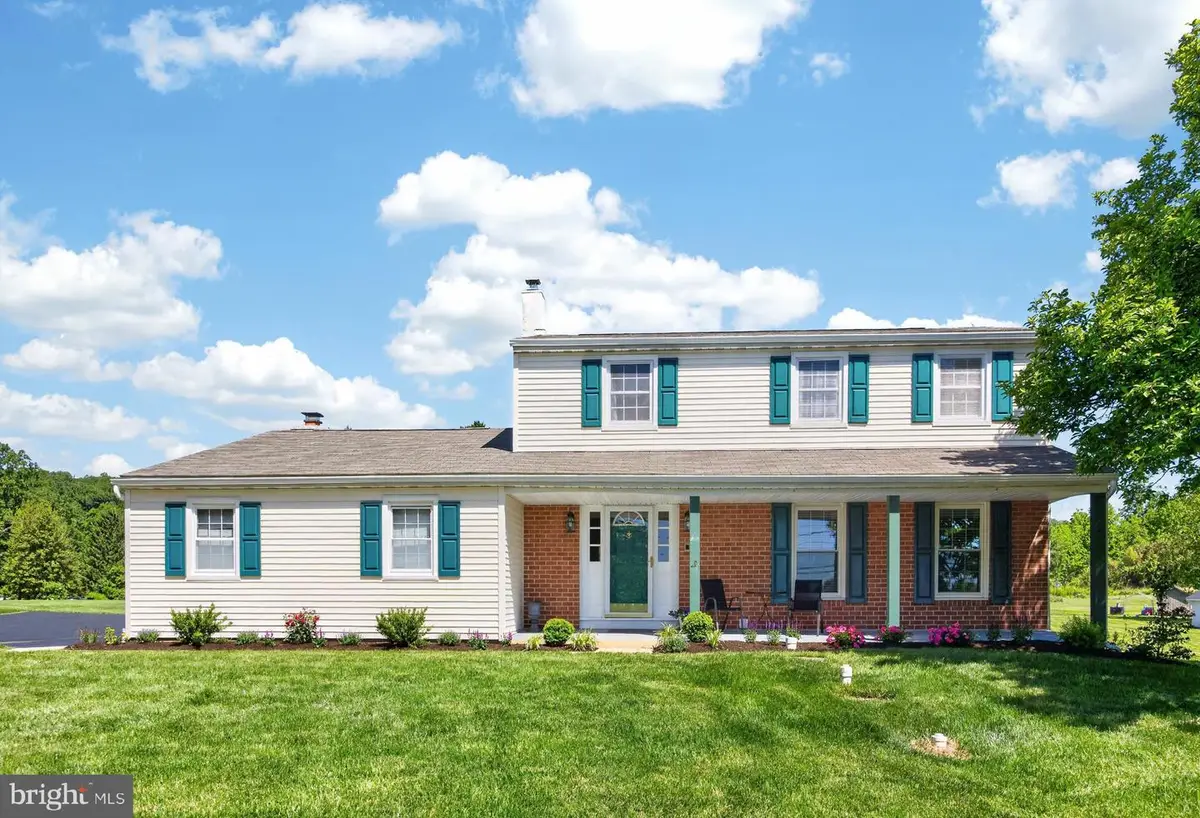 2 Revere Ln, Glenmoore, PA 19343 - #1