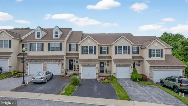 51 Lukens Mill Dr #160, COATESVILLE, PA 19320