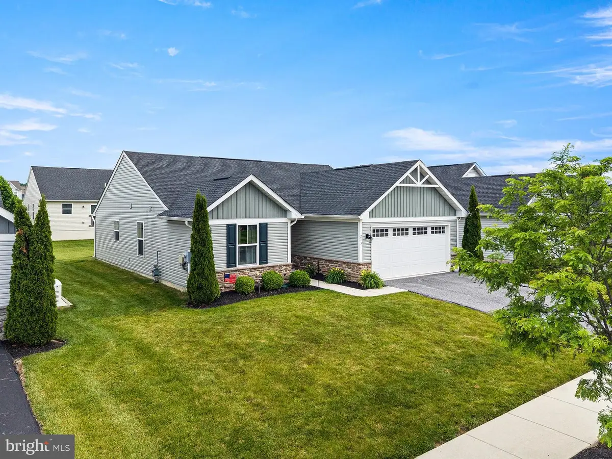 213 Folin St, Coatesville, PA 19320 - #1