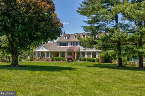 12 Chowning Dr, MALVERN, PA 19355