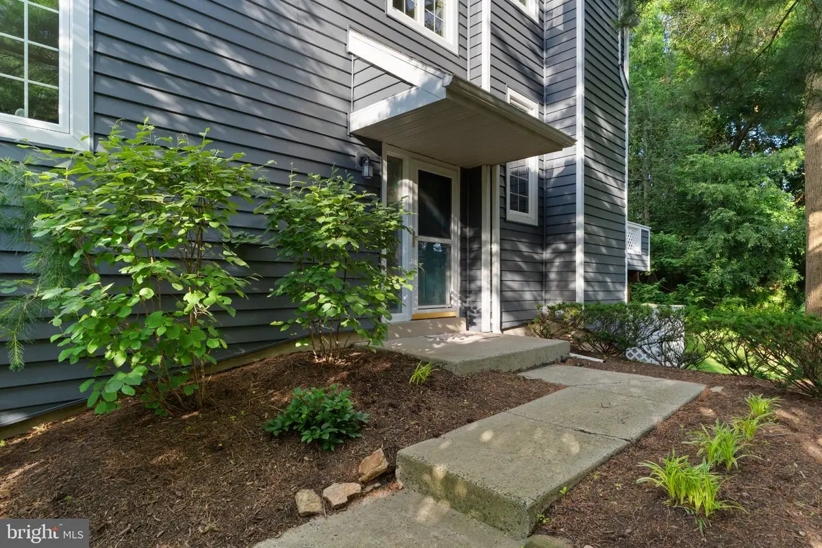 113 Whistling Swan Ln, Downingtown, PA 19335 - #1