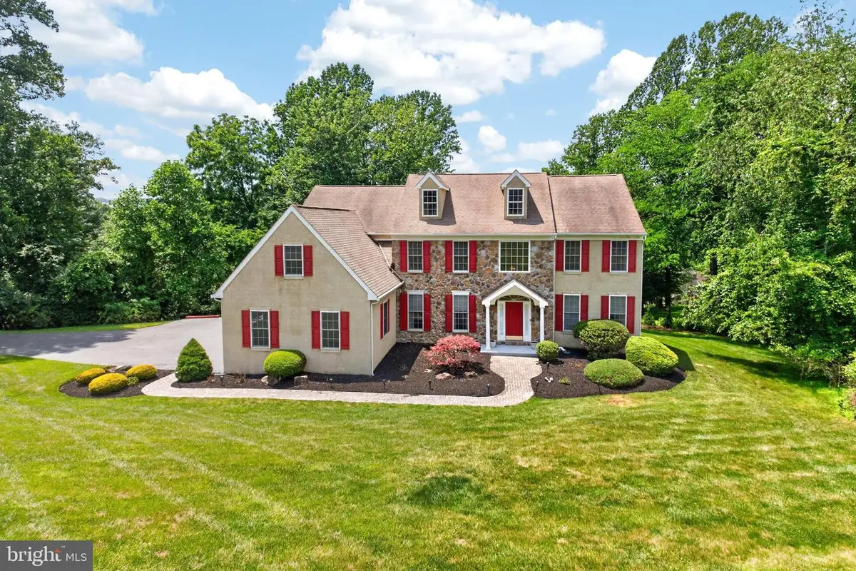 904 Victoria Ct, Downingtown, PA 19335 - #1