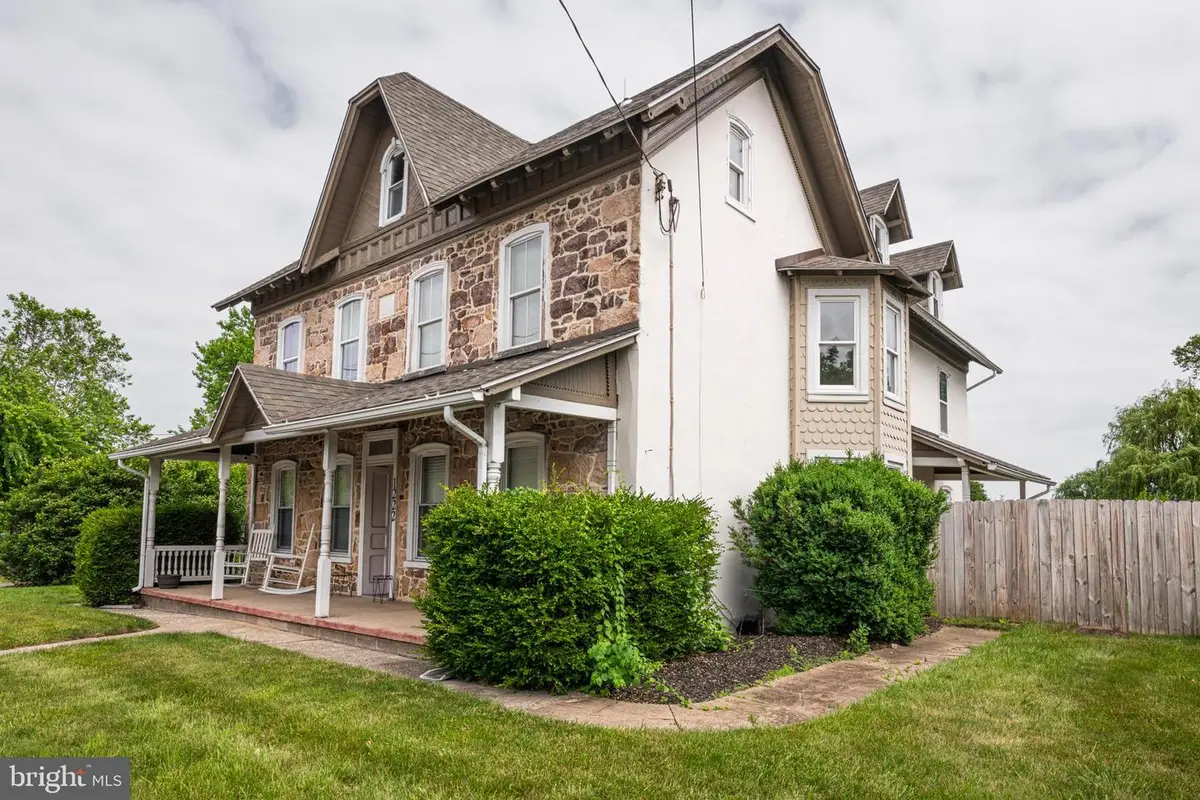1222 Bethel Church Rd, Spring City, PA 19475 - #1