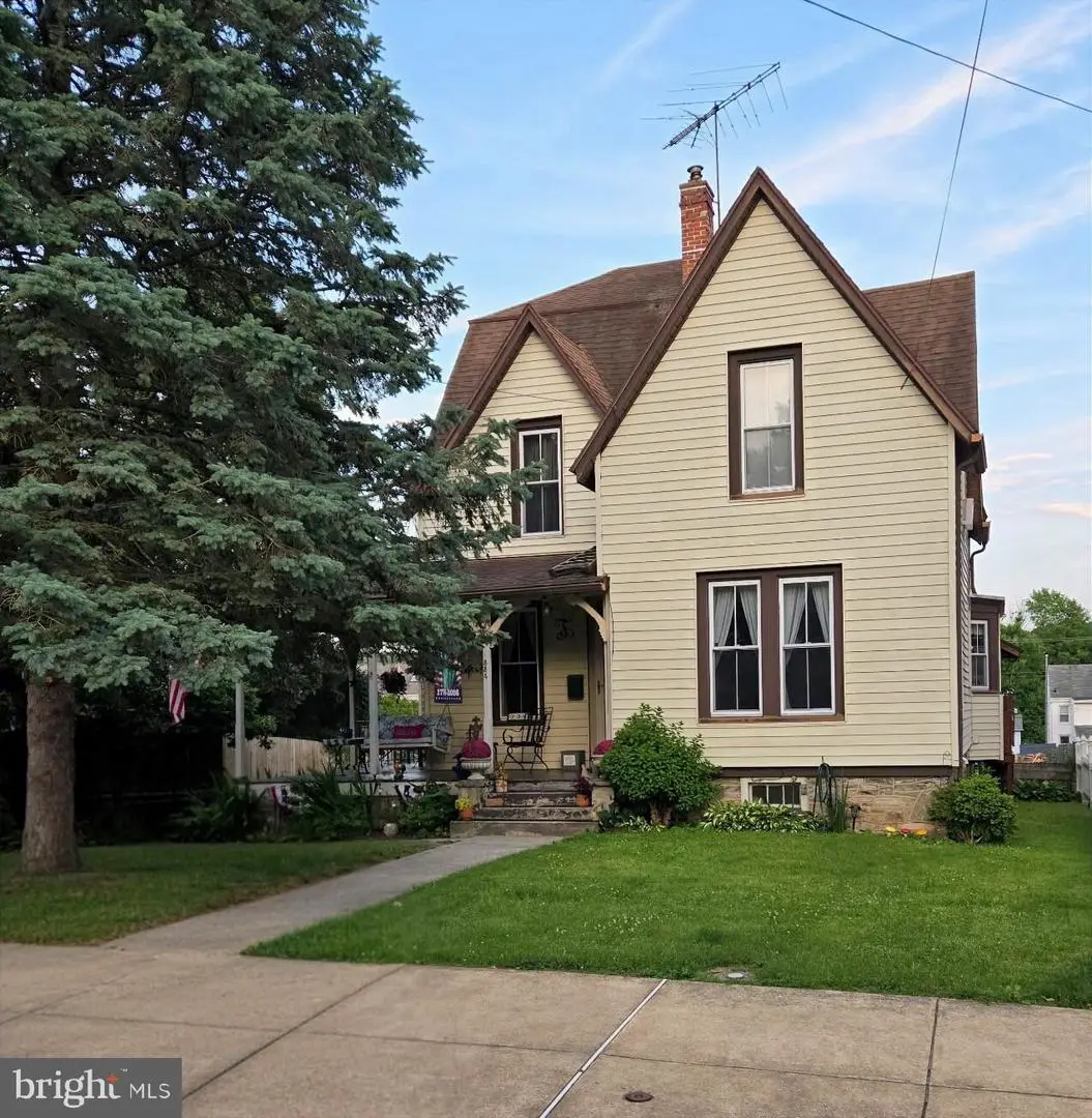 334 Washington Ave, Downingtown, PA 19335 - #1