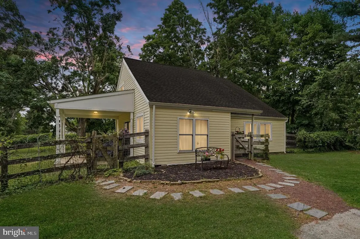 374 S Jennersville Rd, West Grove, PA 19390 - #1