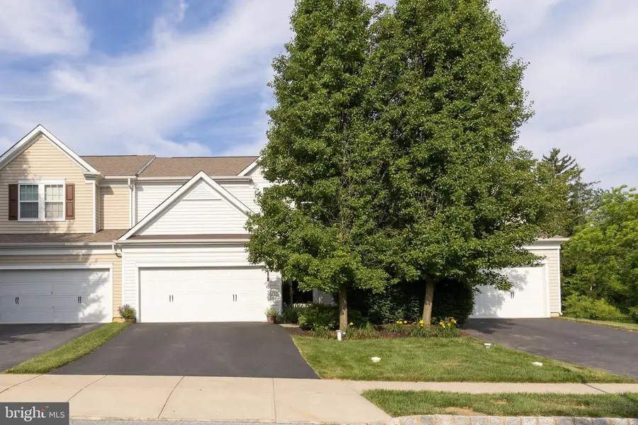 203 Sills Ln, Downingtown, PA 19335 - #2