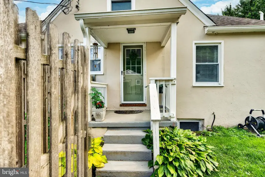 380 Atkins Ave, Coatesville, PA 19320 - #3