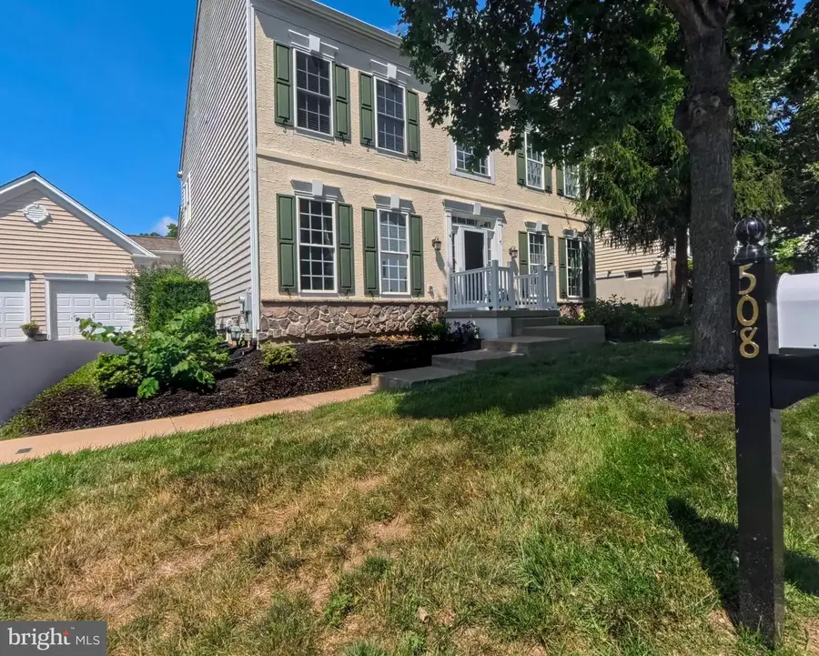 508 Emerson Cir, Chester Springs, PA 19425 - #3