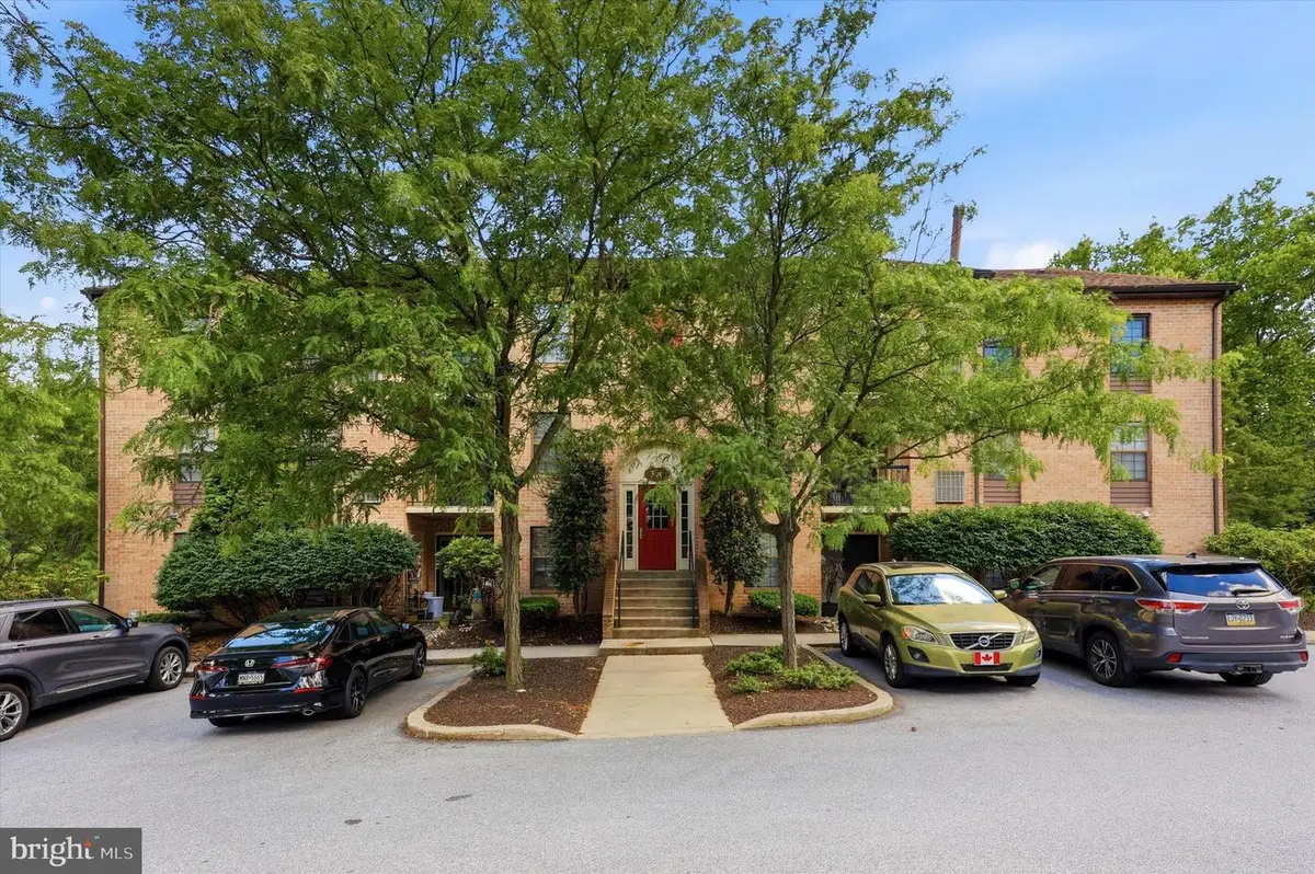 332 Washington Pl #32, Chesterbrook, PA 19087 - #1
