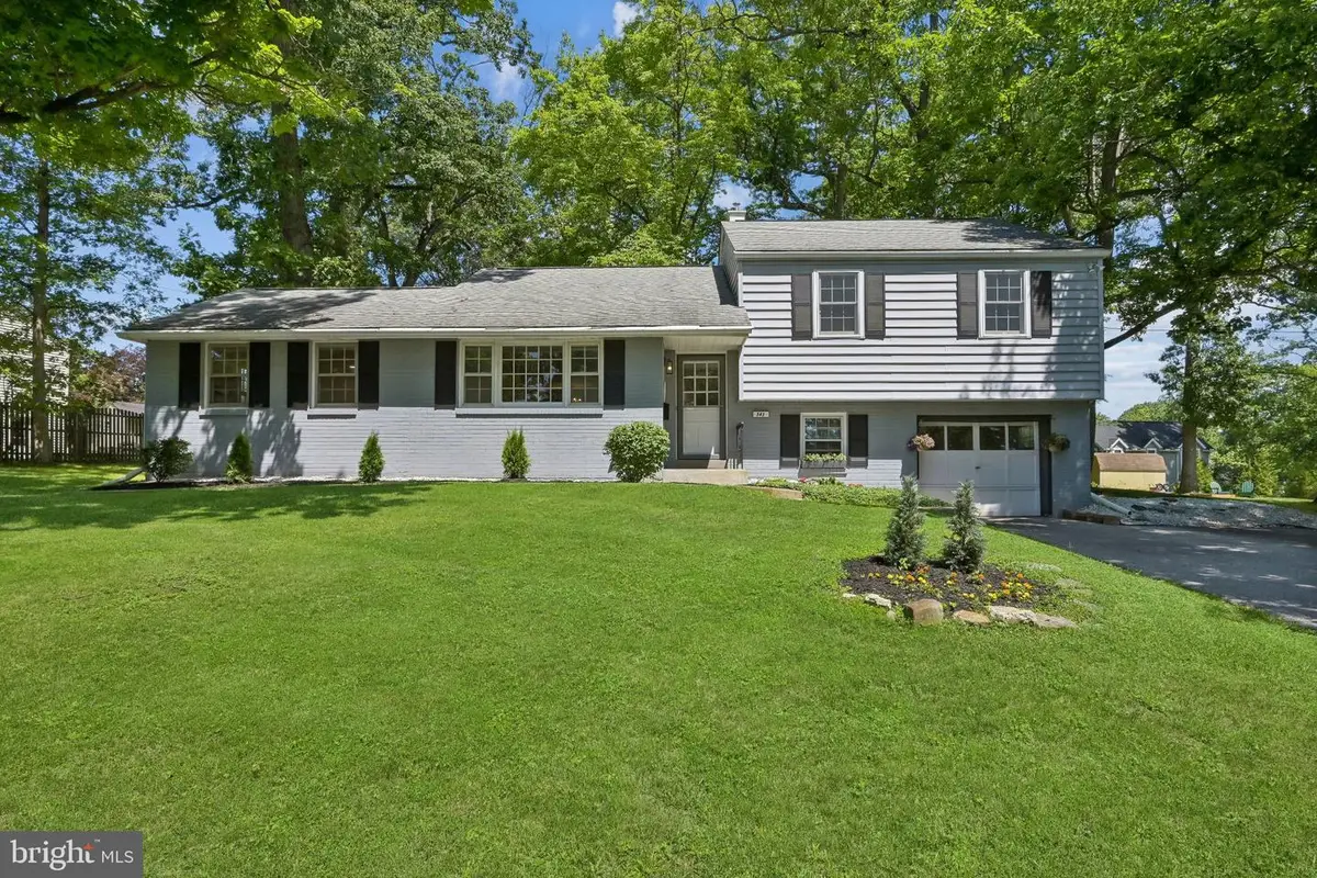 543 Midland Ave, Berwyn, PA 19312 - #1