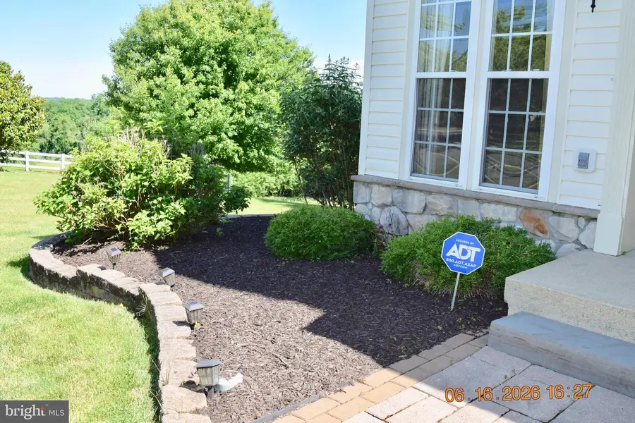 134 Maloney Ter, Avondale, PA 19311 - #2