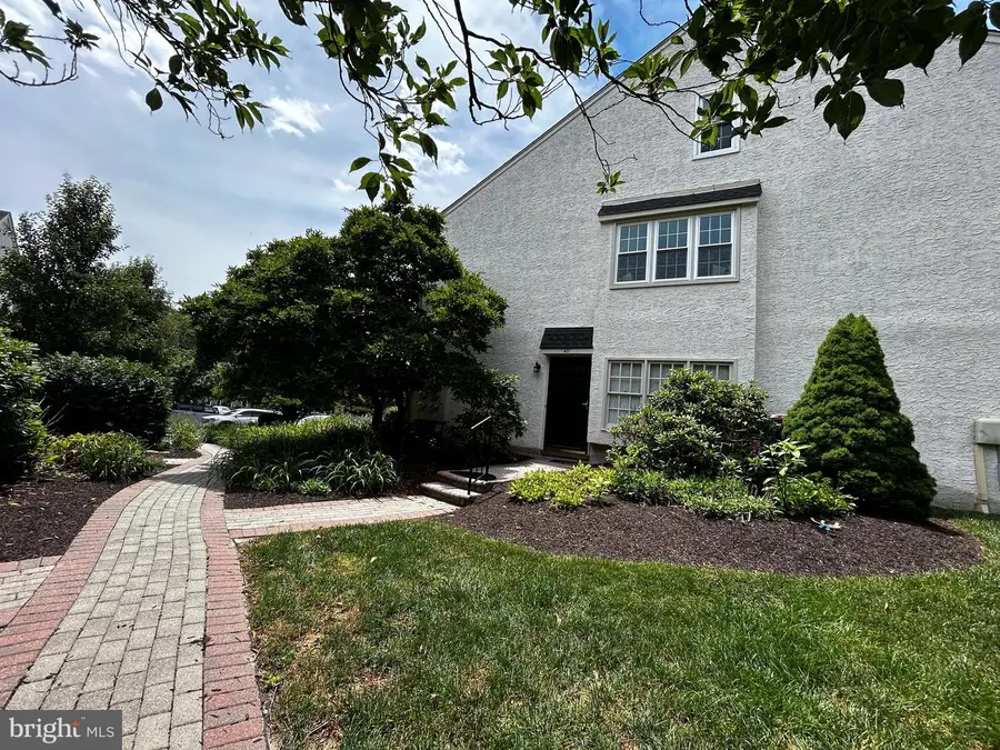 407 Everest Cir #407, West Chester, PA 19382 - #2