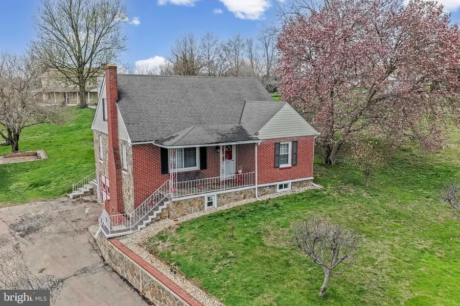 253 N Guernsey Rd, West Grove, PA 19390 - #2