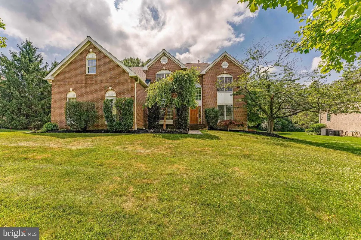 2069 Saint Andrews Dr, Berwyn, PA 19312 - #1