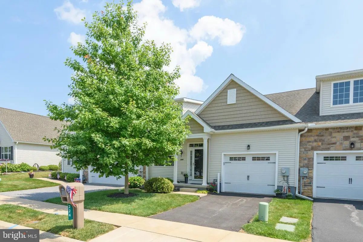 224 Rose View Dr, West Grove, PA 19390 - #1