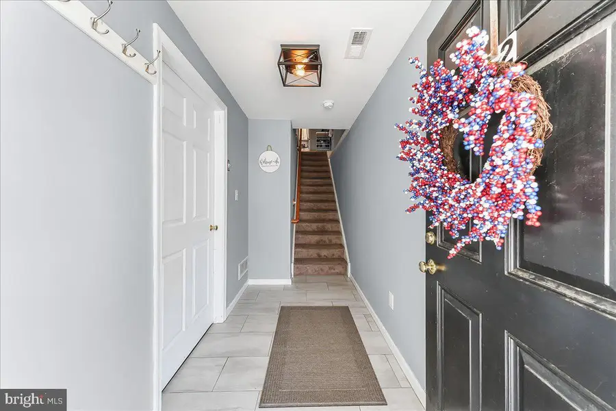 112 Dayton St, Phoenixville, PA 19460 - #2