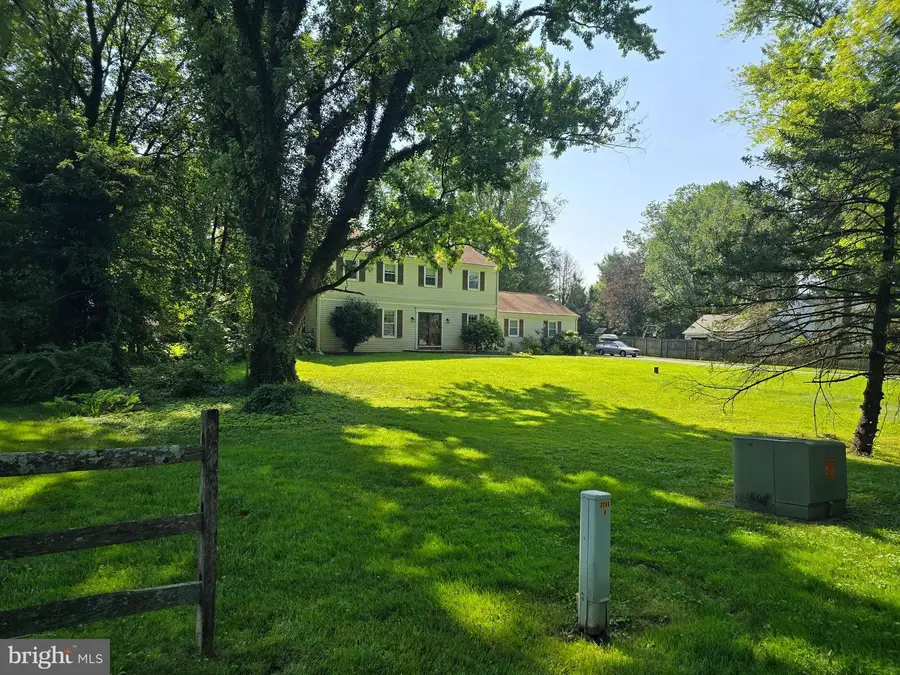 710 Willowdale Ln, Kennett Square, PA 19348 - #3