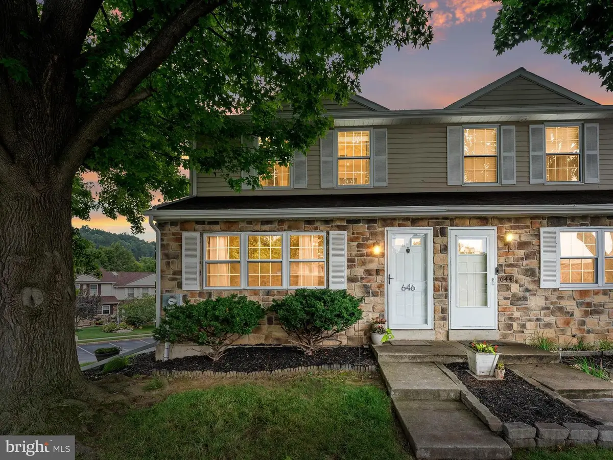 646 Lancaster Ct, Downingtown, PA 19335 - #1