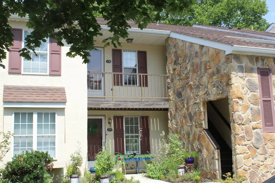 178 Valley Stream Cir #178h, Chesterbrook, PA 19087 - #2