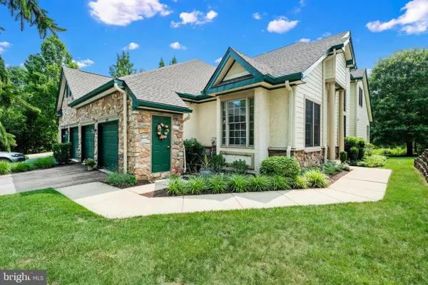 1674 Yardley Dr, WEST CHESTER, PA 19380