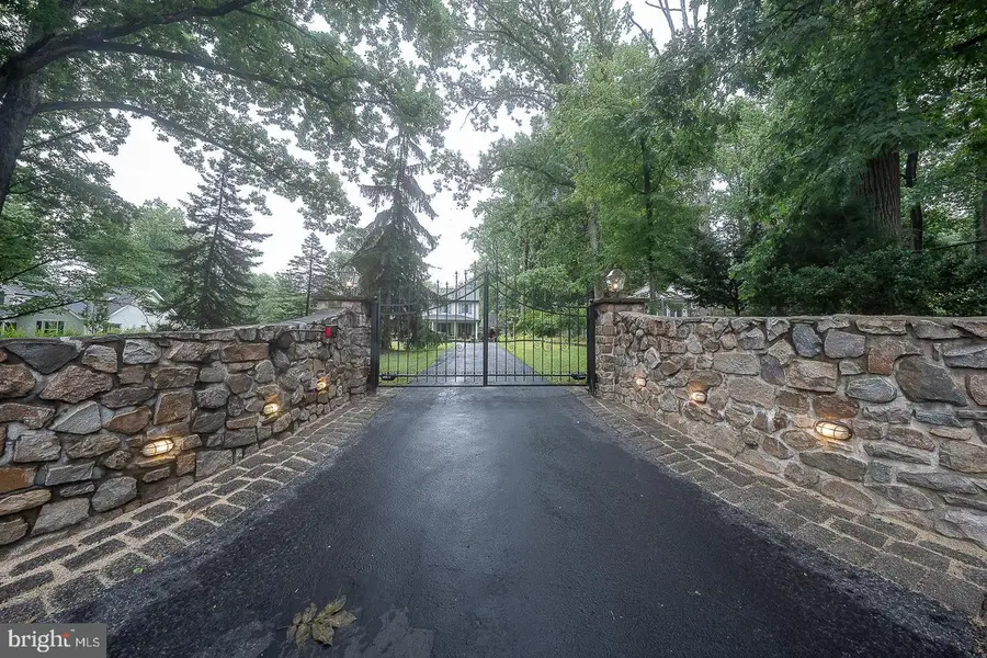 2608 Charlestown Rd, Phoenixville, PA 19460 - #2