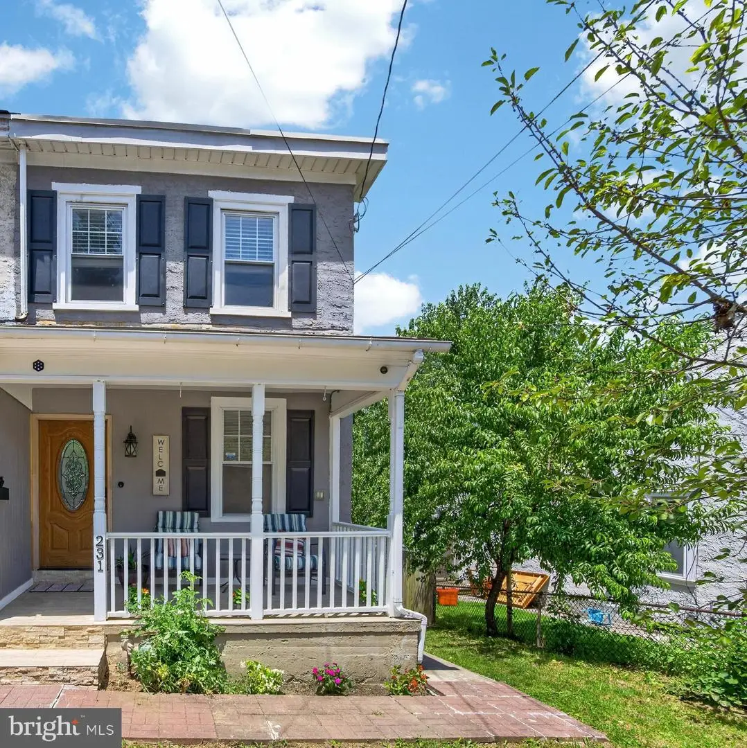 231 Prospect Ave, Downingtown, PA 19335 - #1