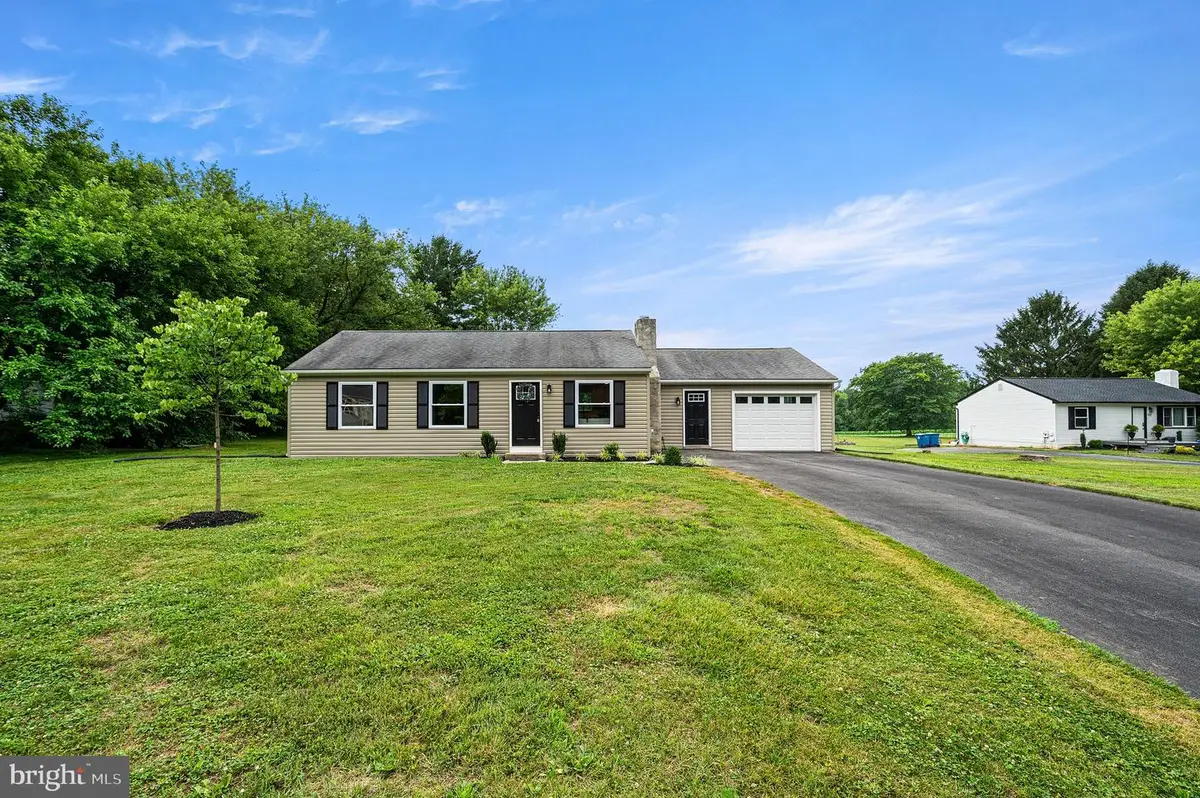 116 W Sherwood Dr, Oxford, PA 19363 - #1