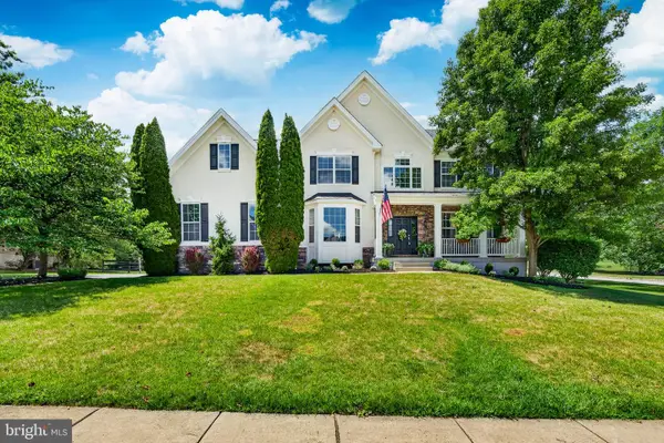 1315 Jamestown Dr, COATESVILLE, PA 19320