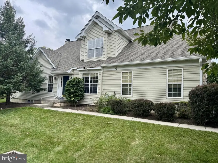 240 Torrey Pine Ct, West Chester, PA 19380 - #2