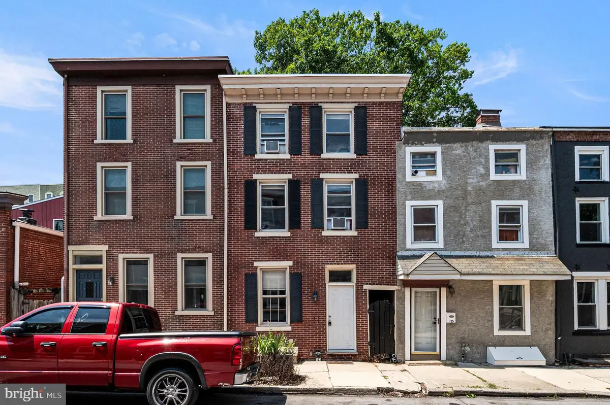 133 E Miner St, West Chester, PA 19382 - #1