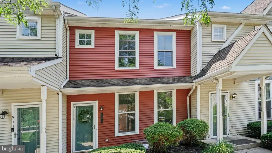 909 Boundary Ct, Coatesville, PA 19320 - #2