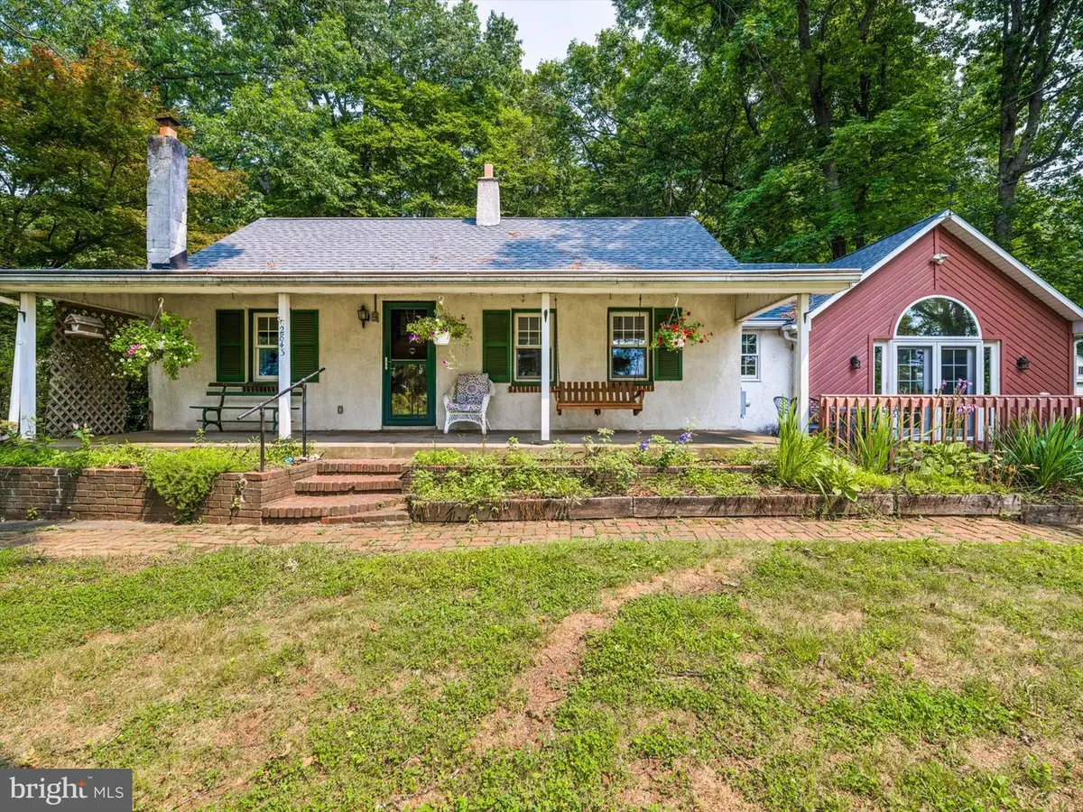 2843 Flowing Springs Rd, Spring City, PA 19475 - #1