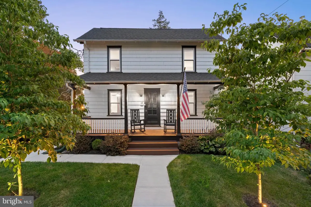 14 Broad St, West Chester, PA 19382 - #1