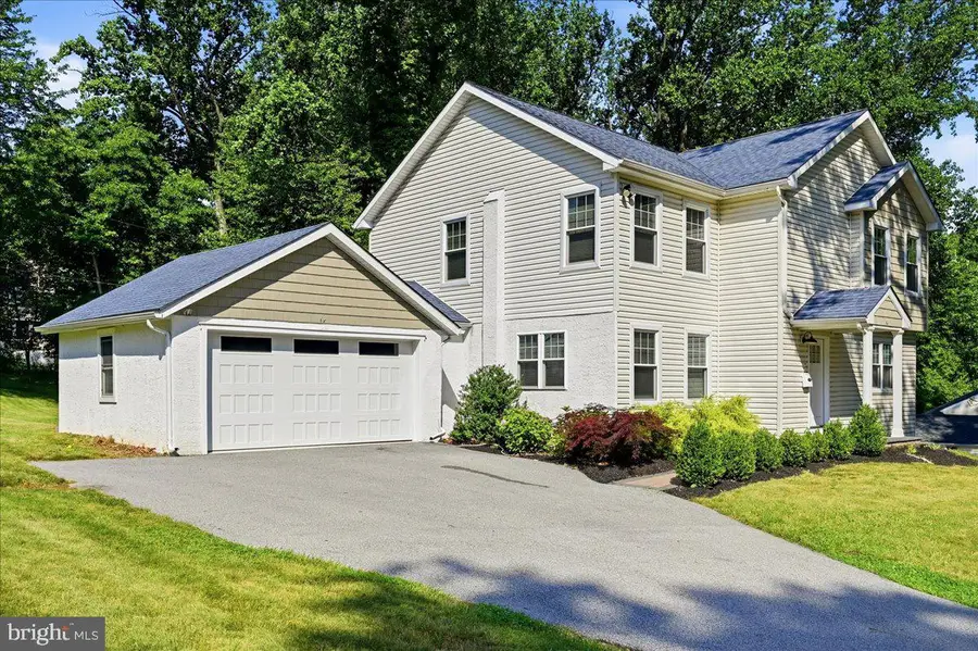 17 Lizbeth Ln, Berwyn, PA 19312 - #2