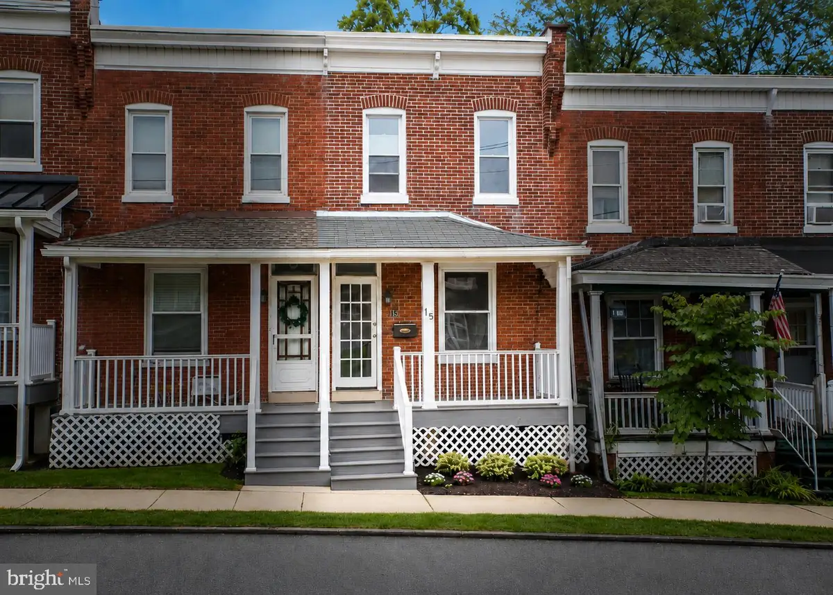15 Franklin Ave, Phoenixville, PA 19460 - #1