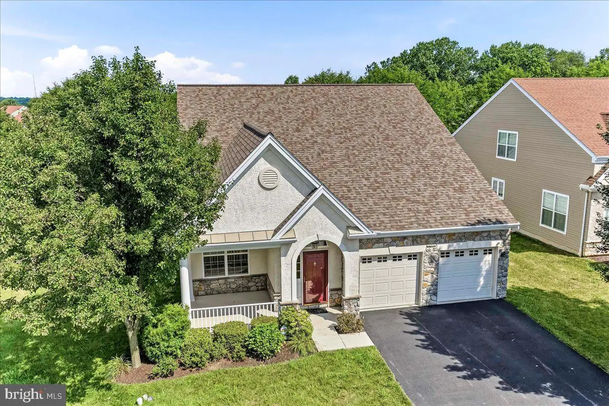 207 Hendrickson Ln, West Grove, PA 19390 - #1