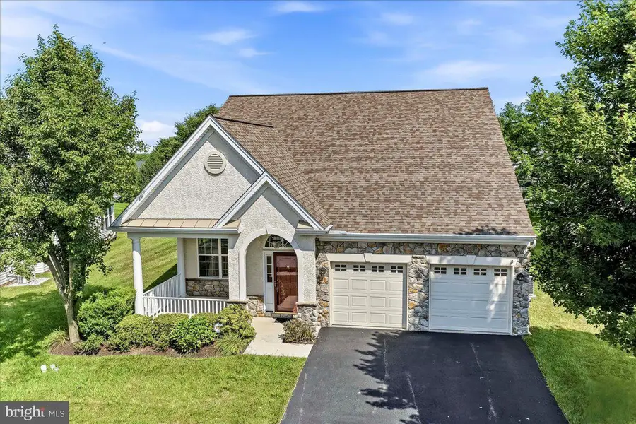 207 Hendrickson Ln, West Grove, PA 19390 - #2