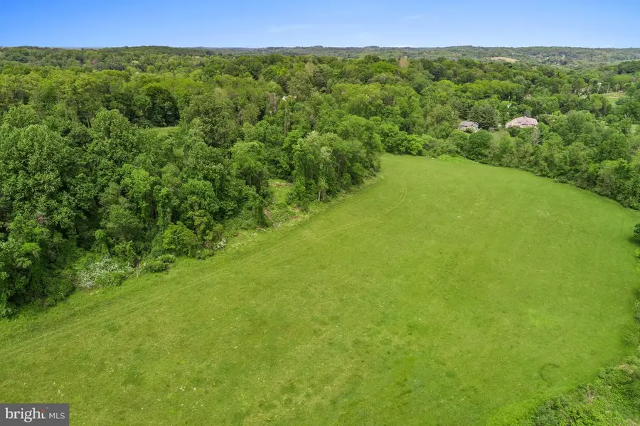470. Hillendale Rd, Chadds Ford, PA 19317 - #2