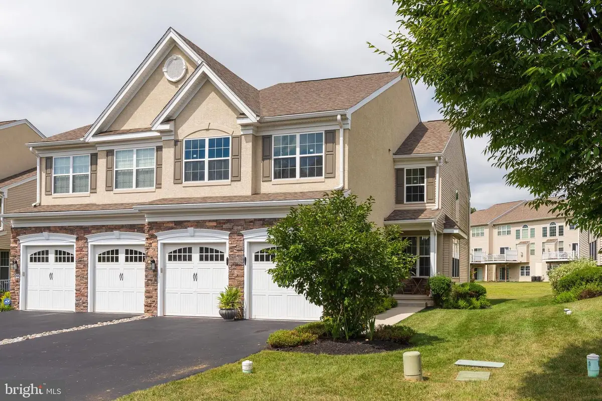 2604 Rockledge Ct, Chester Springs, PA 19425 - #1