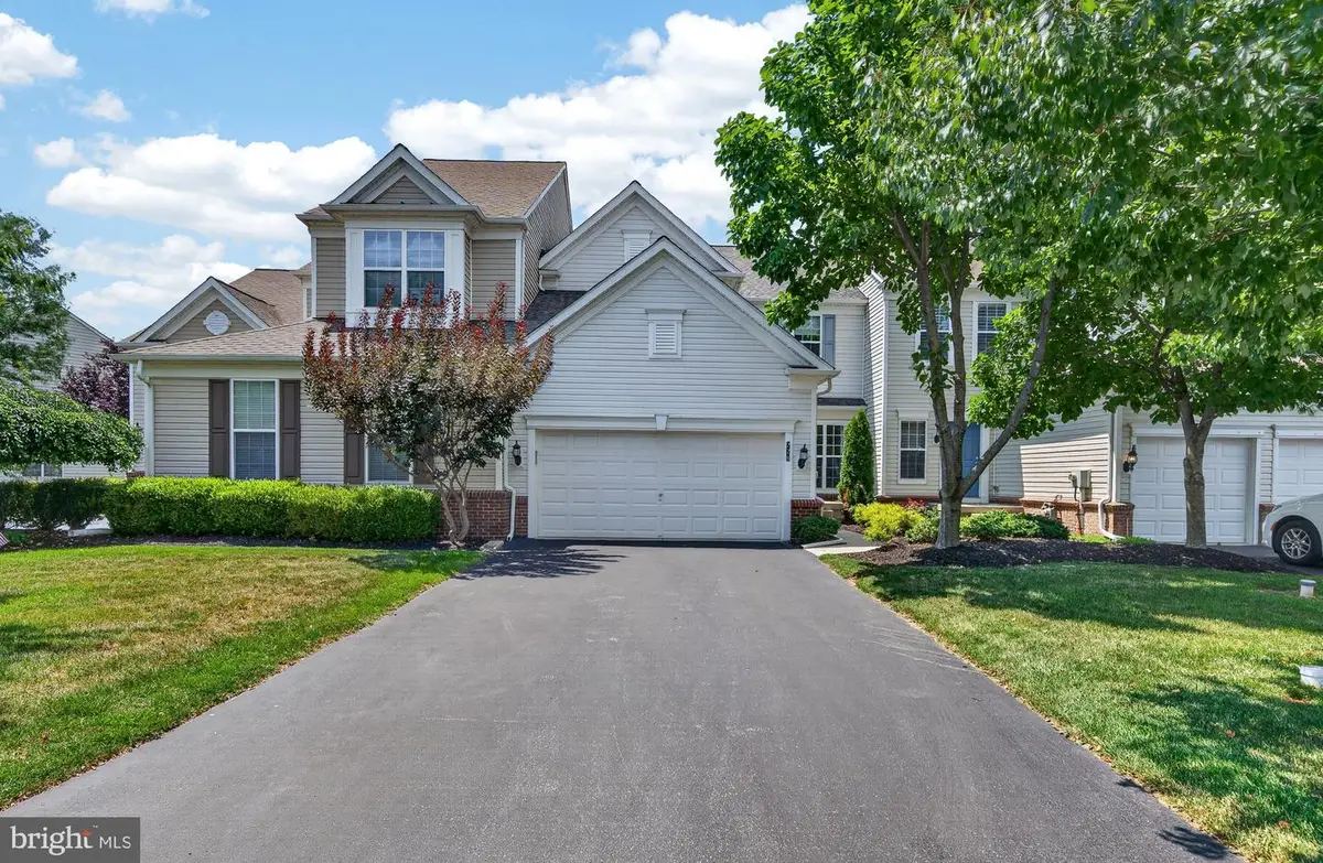 228 N Caldwell Cir, Downingtown, PA 19335 - #1
