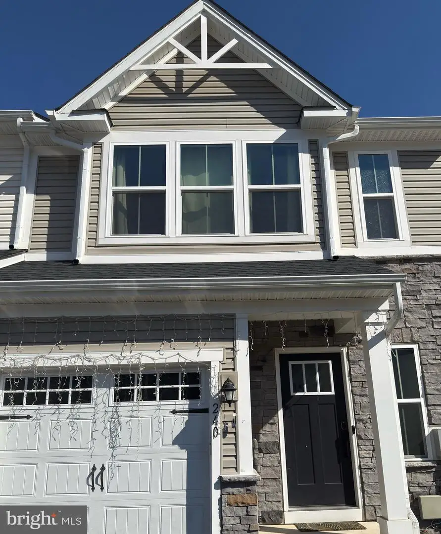 240 Chase Dr, Downingtown, PA 19335 - #1
