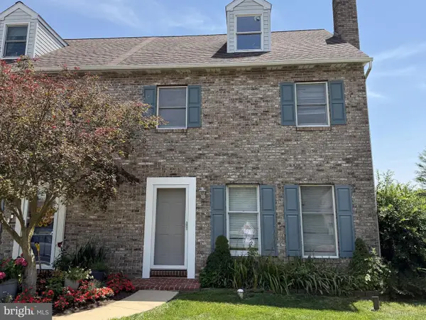 447 Cahill Cir, HONEY BROOK, PA 19344