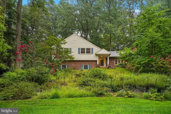 726 Old State Rd, BERWYN, PA 19312
