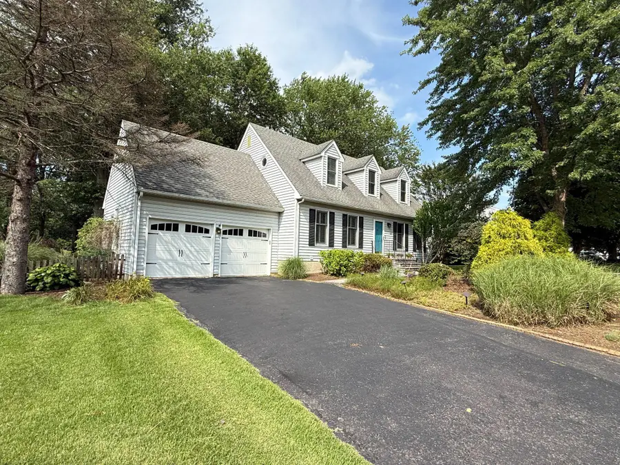 104 Columbine Dr, West Grove, PA 19390 - #2