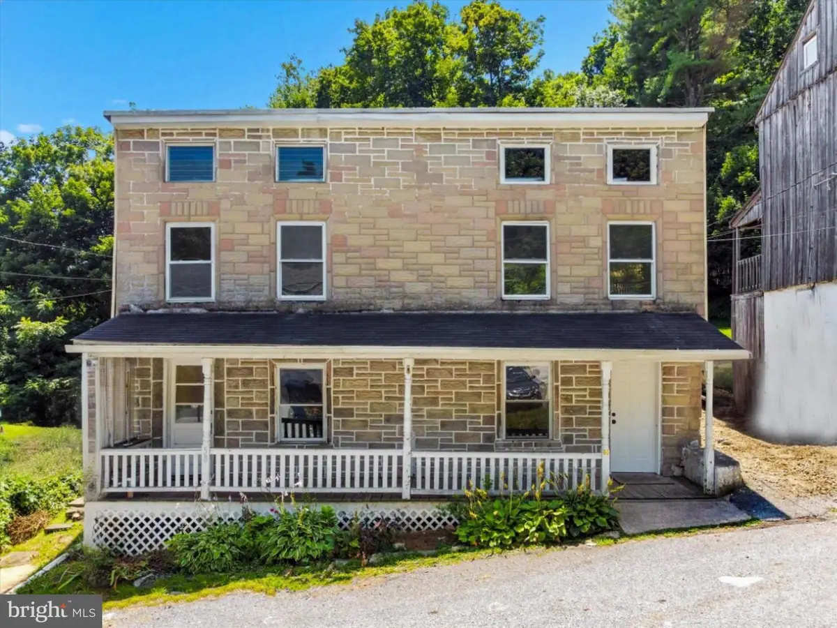 58-60 Irish Ln, Coatesville, PA 19320 - #1