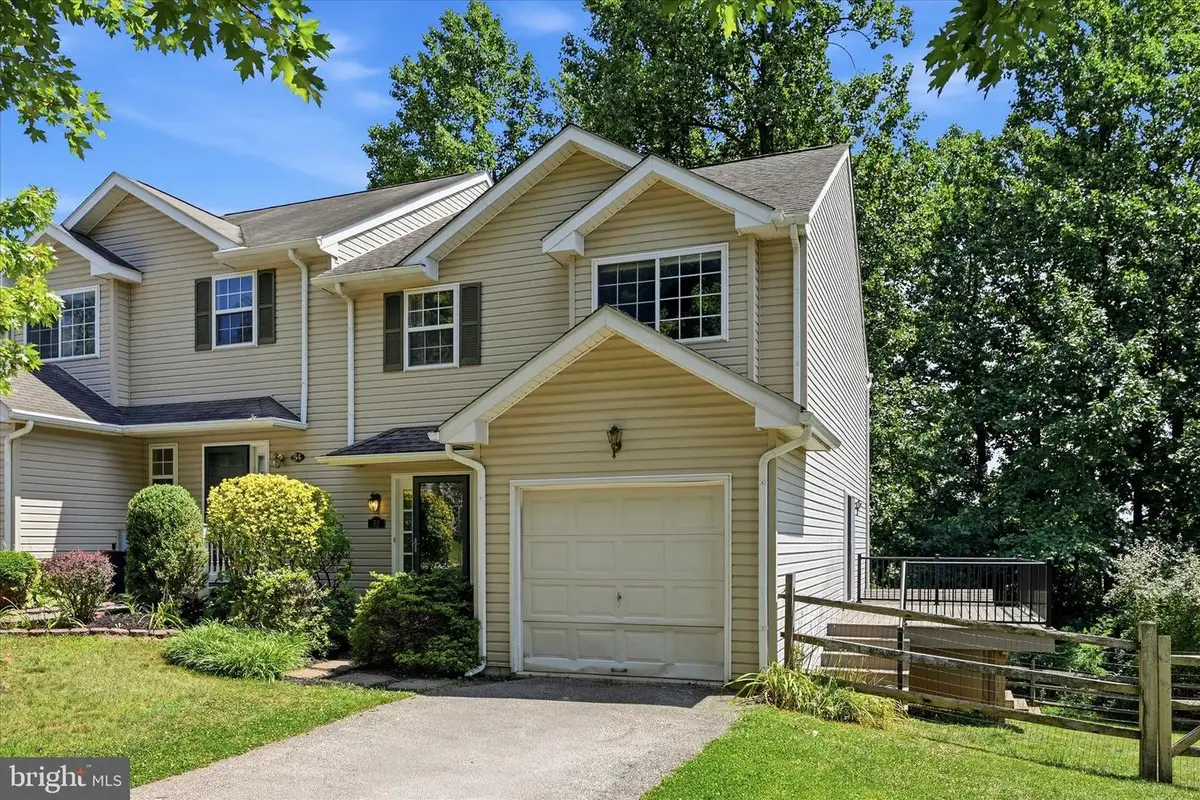 52 Pinckney Dr, Coatesville, PA 19320 - #1
