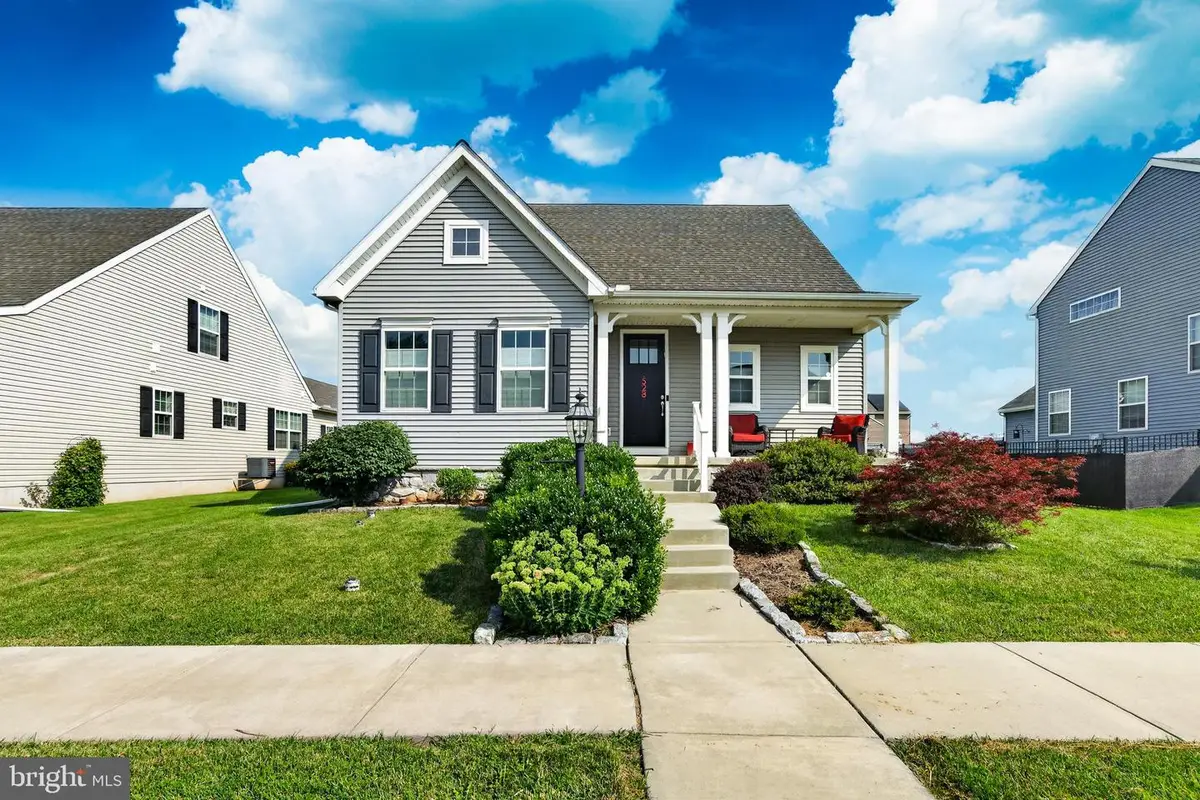 528 Boyce St, Coatesville, PA 19320 - #1