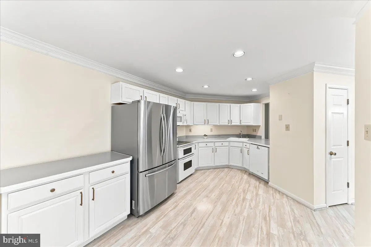 402 Sumner Way, West Chester, PA 19382 - #1