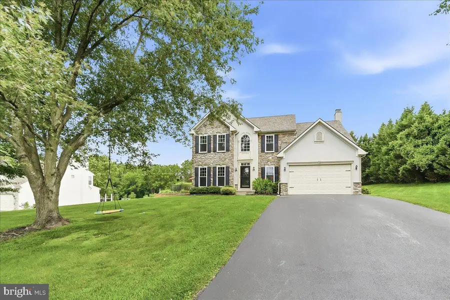 40 Caversham Dr, West Grove, PA 19390 - #3