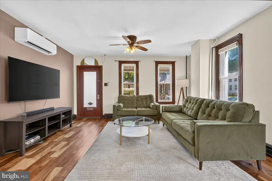 440 Queen St, Spring City, PA 19475 - #3